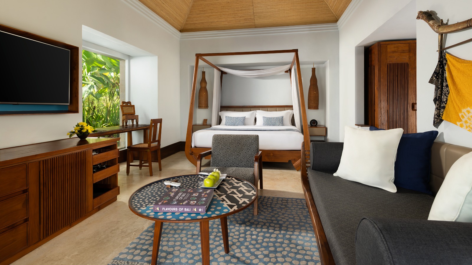 HEAVENLY POOL VILLA KING BED